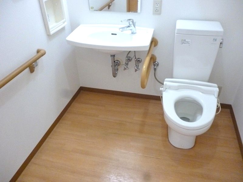 介護付き有料老人ホーム部屋トイレ