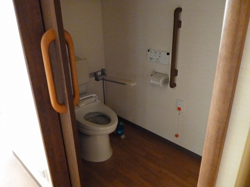 サ高住居室トイレ