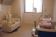 サービス付き高齢者住宅機械浴